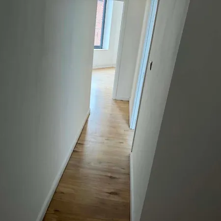 Frühstückspension Smart Room Marcinelle *