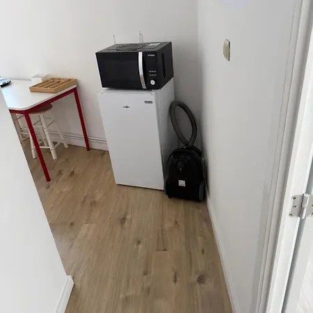 Smart Marcinelle B&B 샤를루아